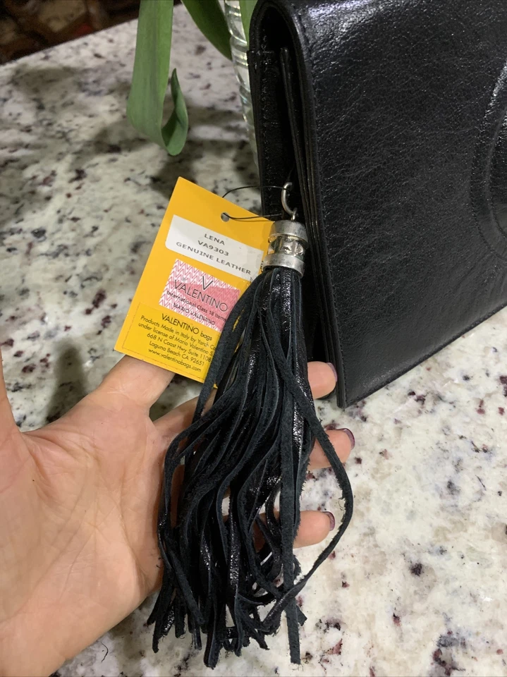 Bolso bandolera Valentino de cuero negro. ¡Nuevo! Foto 2 de 4