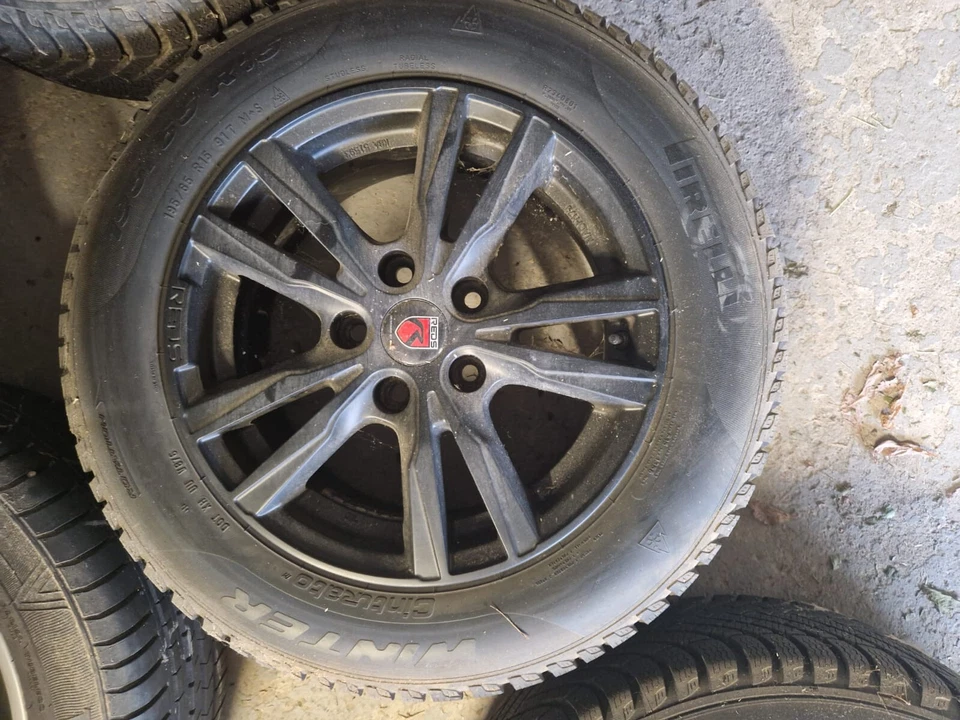 Winterreifen und Felge 195/65/R15 - Bild 3 von 4