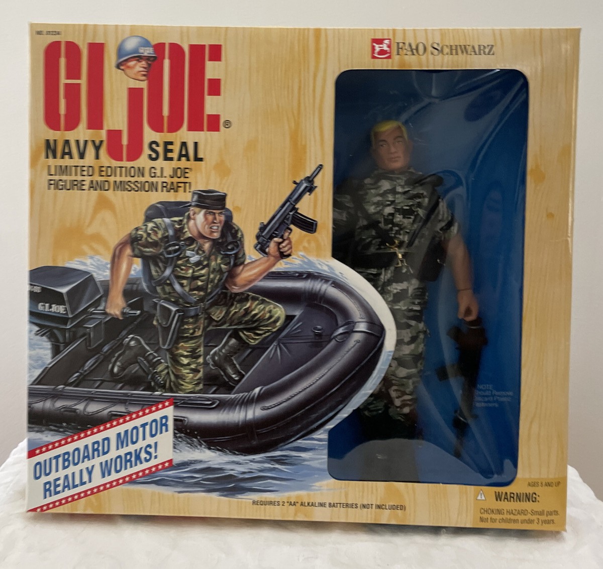 希少品　GIjoe FAQ SCHWARZ LIMITED EDITION GI Joe 1995 Hasbro Navy Seal w/Mission Raft Limited Edition
