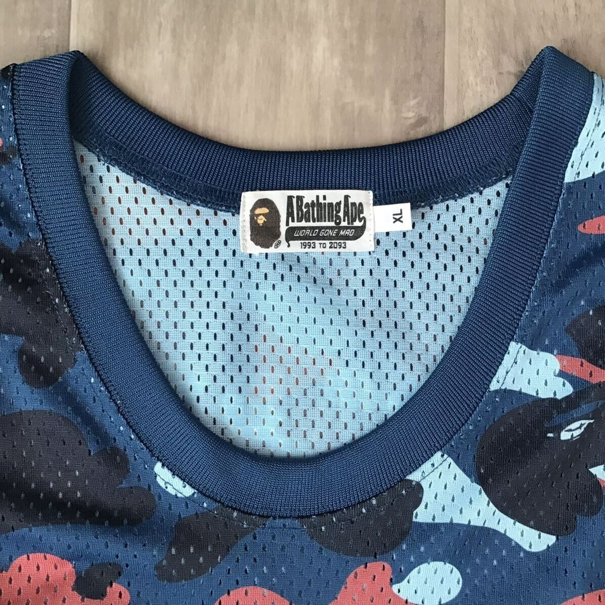 A Bathing Ape XL ブルー トレーナー A Bathing Ape XL ブルー トレーナー A BATHING APE(ア