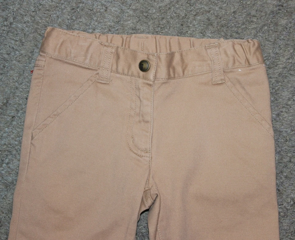 Gymboree 女孩卡其色裤子 - 尺寸 4 - 二手状况完好 — 第 2/4 张图片