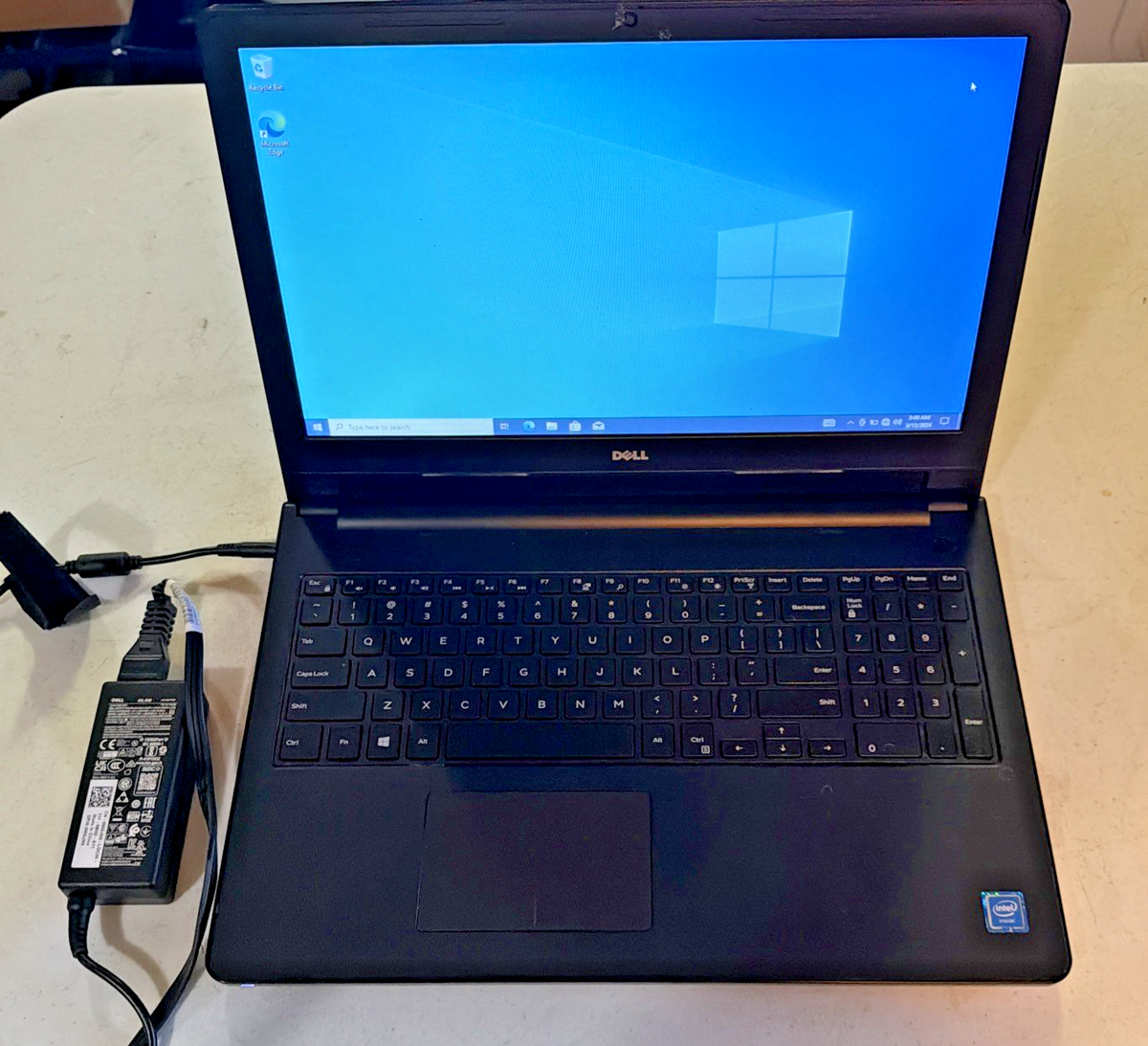Windowsノート本体 Dell Inspiron 15-3552 Windows10 Dell Inspiron 15-3552 Intel Celeron N3060 1.6GHz 2GB RAM 160GB HDD