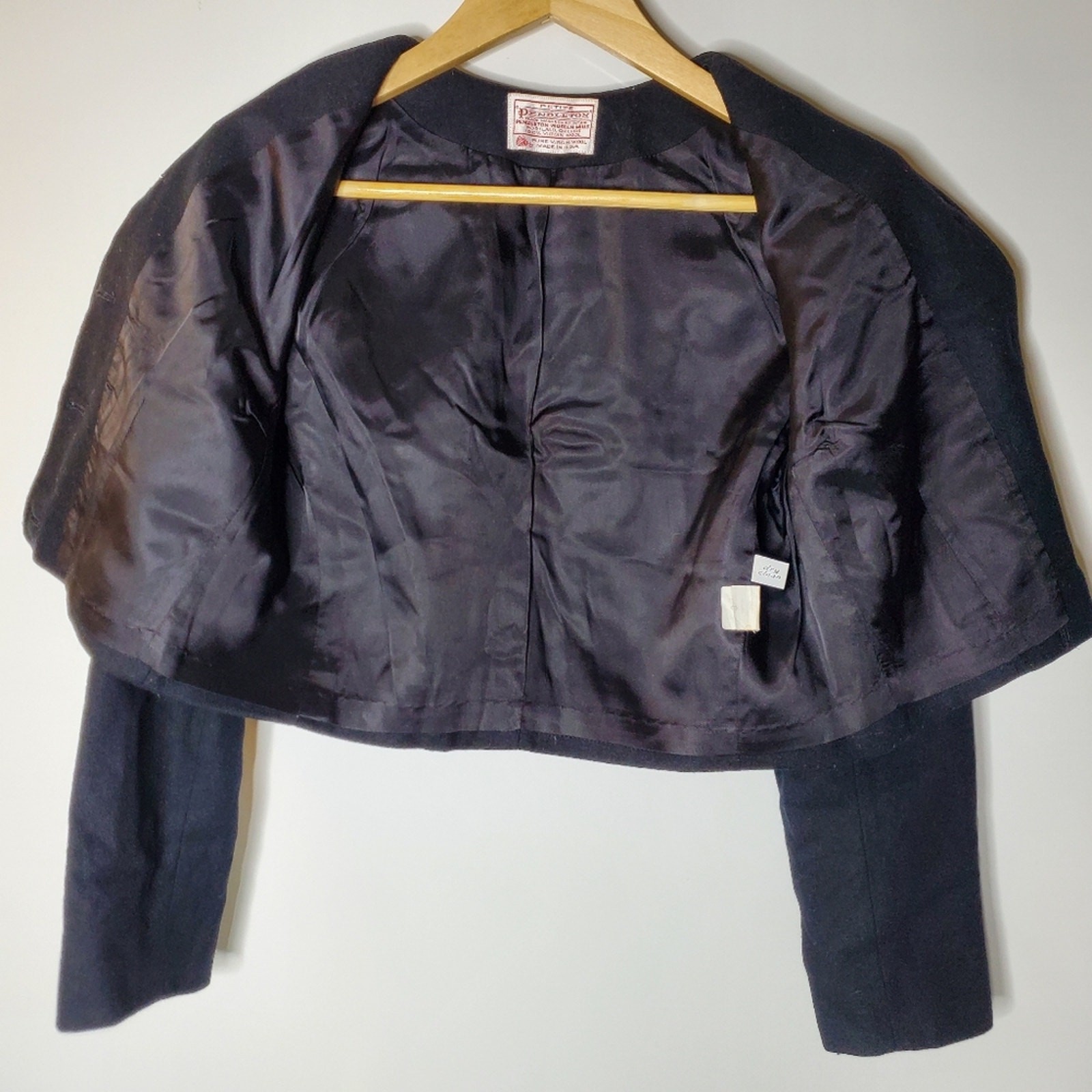 Pendleton  Cropped black wool structured vintage … - image 12