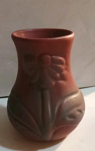 Vintage 1940's Van Briggle Art Pottery "Mulberry Glaze" Coneflower Vase 4"