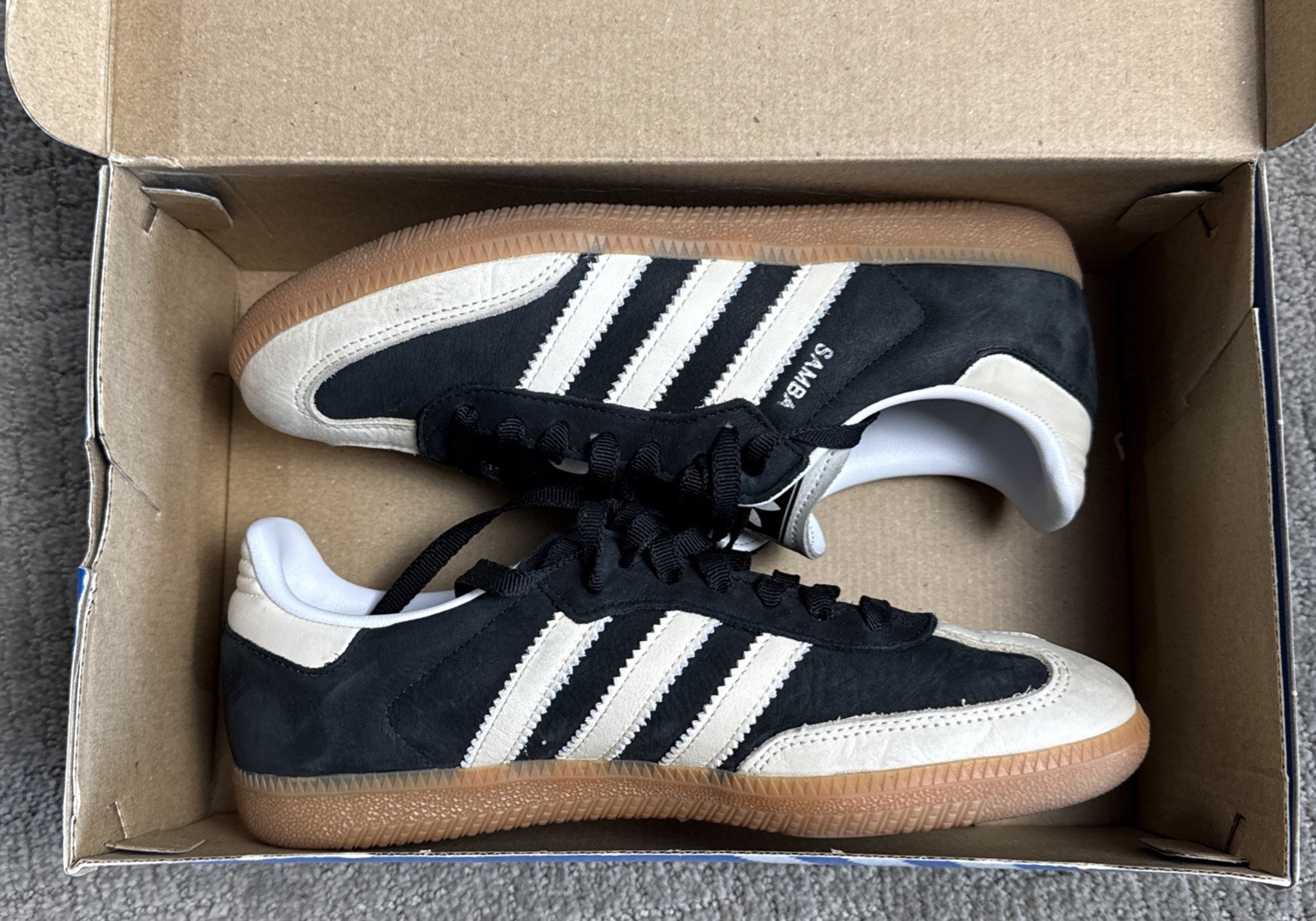 Adidas Samba OG Womens 8 Black/ Cream Silver Metallic IE5836 Rare Color In Box thumbnail 9