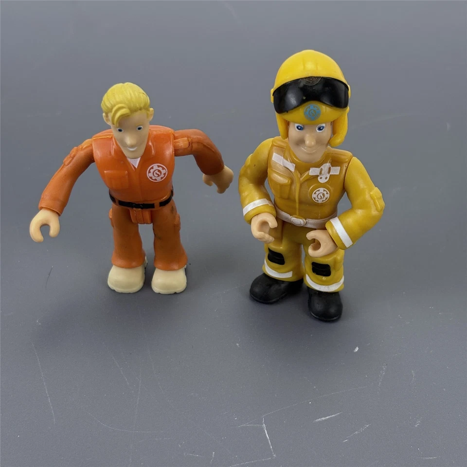 Lot 5Pcs Fireman Sam Action Figures Firefighter Saving Team Doll & Accessories - Image 4 of 4