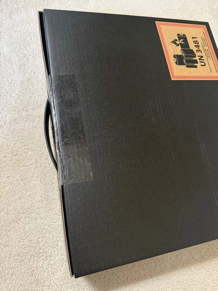 Alienware x14 R1 14" Intel i7-12700H 16GB RAM 512GB SSD GeForce RTX 3060 6 GB Foto 4 de 4