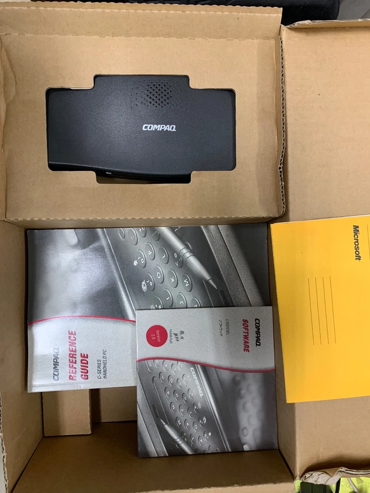 PC portátil Compaq serie C Windows CE - PDA vintage, funciona, con cargador Foto 3 de 4