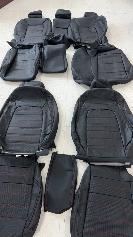 Fundas de asiento de cuero para Honda CR-V 23-25 Foto 2 de 4
