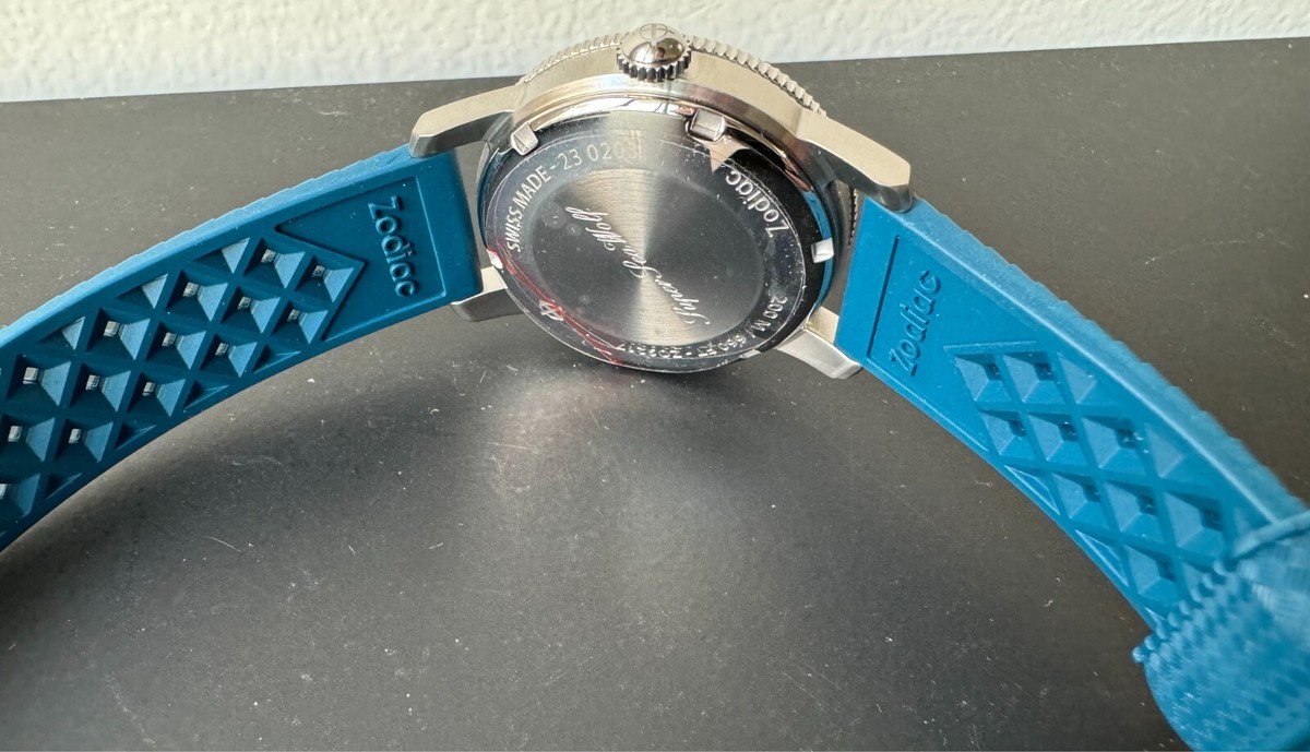 Zodiac ZO9217 Super Sea Wolf Skin Steel 39 mm Blue Dial Automatic