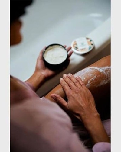 The Body Shop Nourishing Body Butter - Mango - 50ml *NEW* *96HR MOISTURE**VEGAN* - Picture 5 of 7