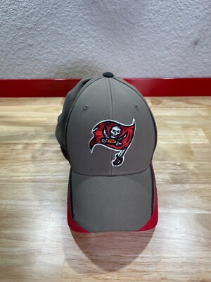 Pewter Buccaneers Flexfit Hat Tampa Bay Buccaneers NFL Reebok