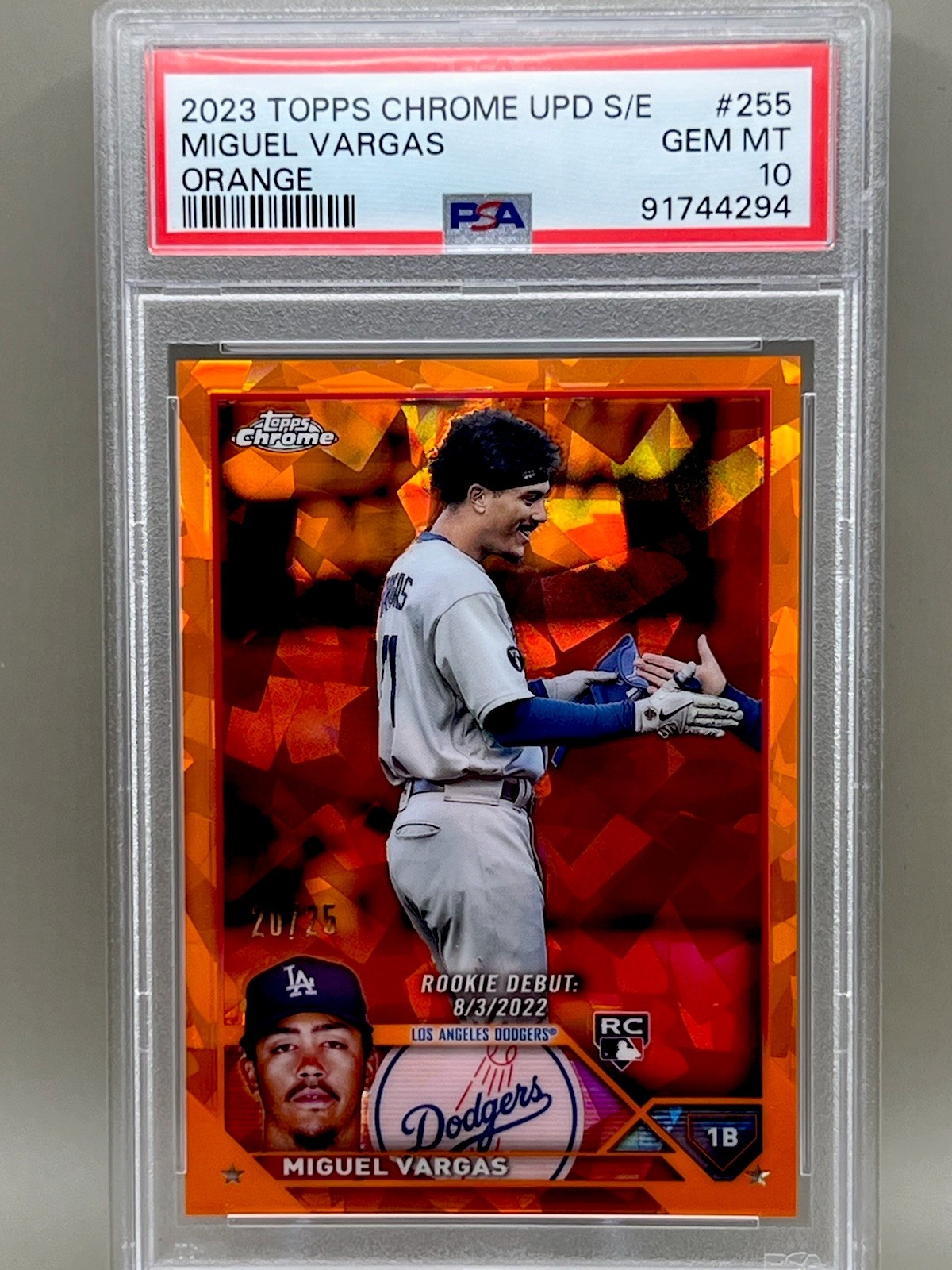 2023 Topps Chrome UPD Sapphire Edition Miguel Vargas Rookie ORANGE #/25 PSA 10