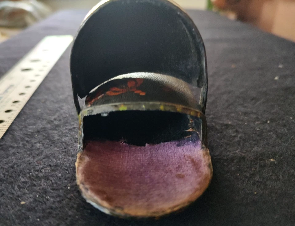 Estuche de gafas figuras y flores vintage de laca negra de la dinastía Qing - Chinoiserie Foto 4 de 4