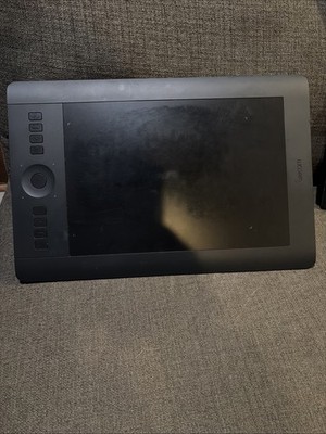 Wacom PTH-651 Intuos Pro Graphic Tablet Only
