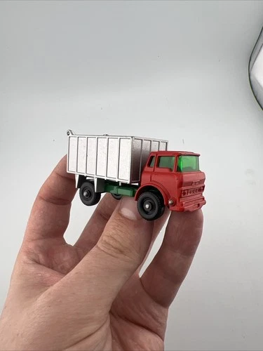 Matchbox Lesney Vintage #26 GMC Tipper Truck