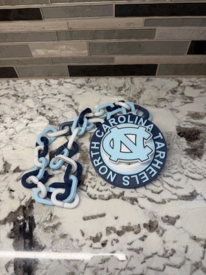 North Carolina Tarheels Spinner Turnover Chain | 4.75  Pendant | 36  Chain | UNC