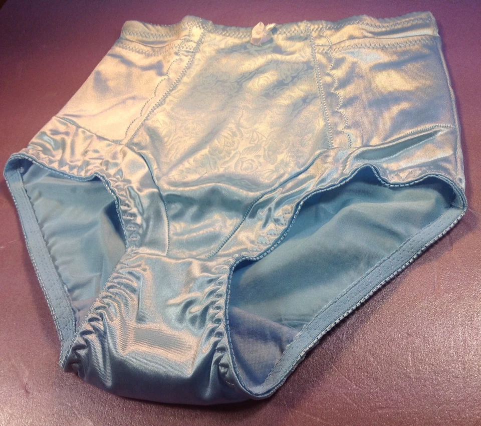 Calzoncillos de mujer, bragas de control Ann Diane talla XL. Azul satinado con 2 bolsillos secretos Foto 2 de 4