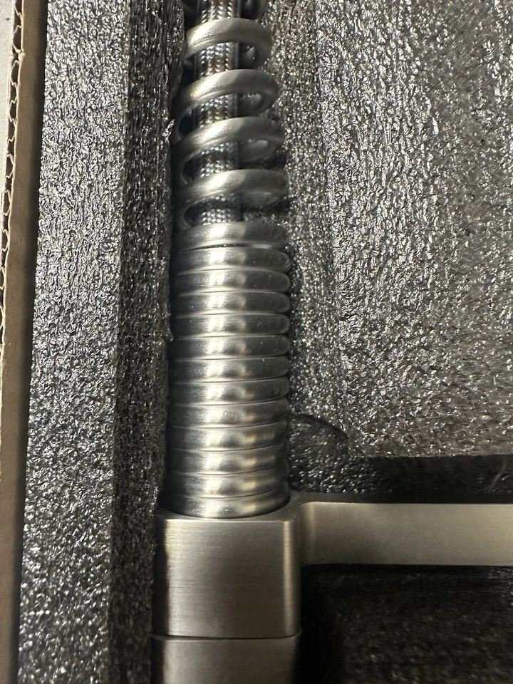 Grifo de cocina EZ-FLO Derby de una sola manija preenjuague 1 orificio Ez-10643 Foto 4 de 4