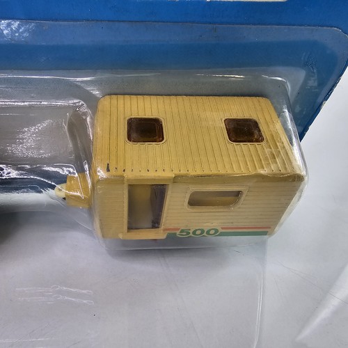 Matchbox TP-116 Superfast Two-Pack Jeep Cherokee & Caravan Holiday Club 1/64 NEW - Picture 6 of 10
