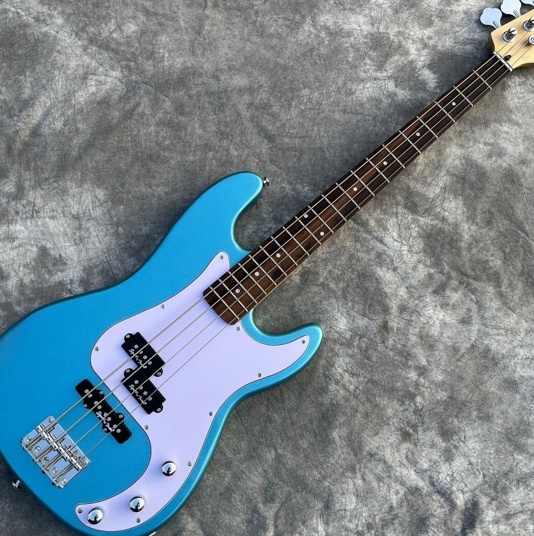 Beginner bass 2024 guitar for sale