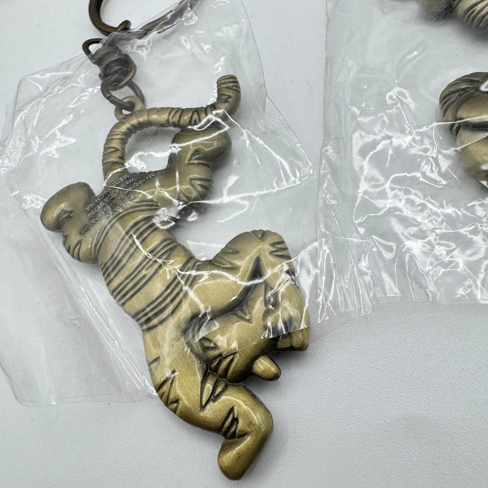 Disney Тигр фигурка золотой цвет олова брелок новый с ярлыками лот 3 - Изображение 3 из 4