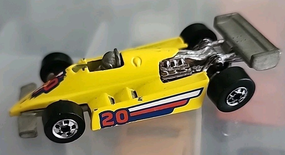 Picture 1 of 6