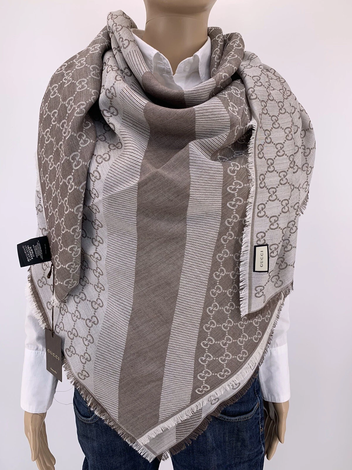 NEUF Foulard écharpe original luxe GUCCI avec 2 couleurs 140x140cm GG 281942 1578.