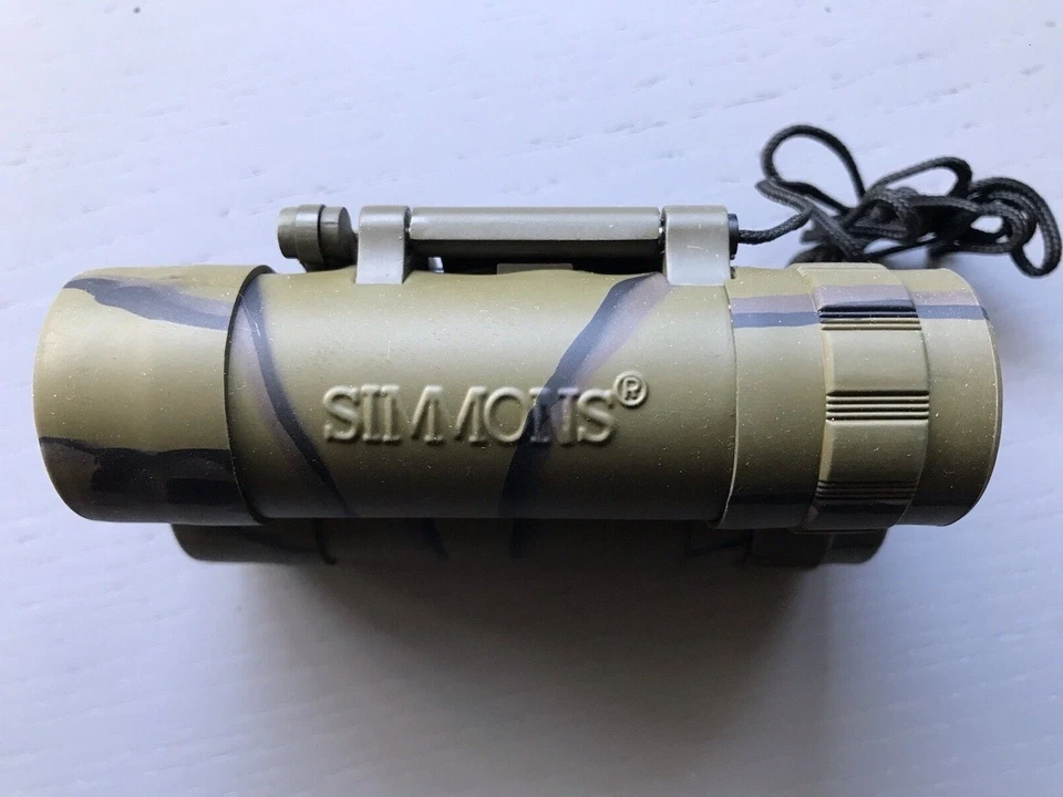 SIMMONS Binoculars No.801504 10x25 FOV 288ft @ 1000yds Pro-Sport Coated Camo! - Image 3 of 4