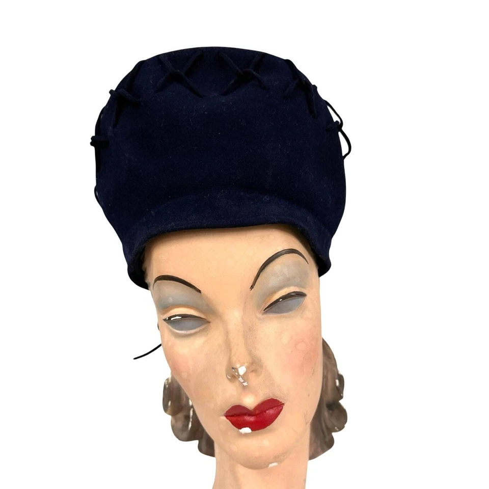 Sombrero Merrimac de colección para mujer de principios de la década de 1940 alto azul marino lana estilo "mariposa" Foto 3 de 4