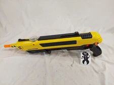 Bug-A-Salt 2.0 Fly Insect Salt Gun – Yellow/Black – Tested & Work Perfectly! 