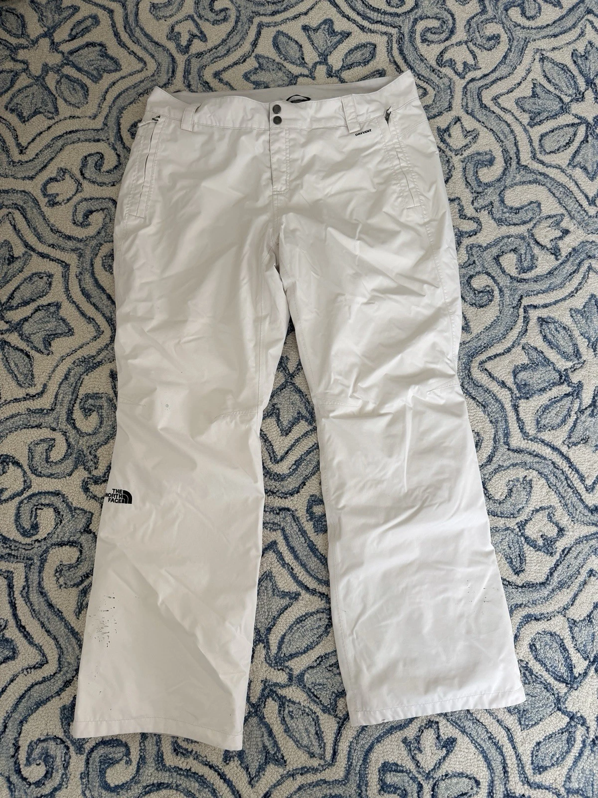 The North Face Ivory White Insulated Snow pants Women’s Size XL
Opens in a new window or tab