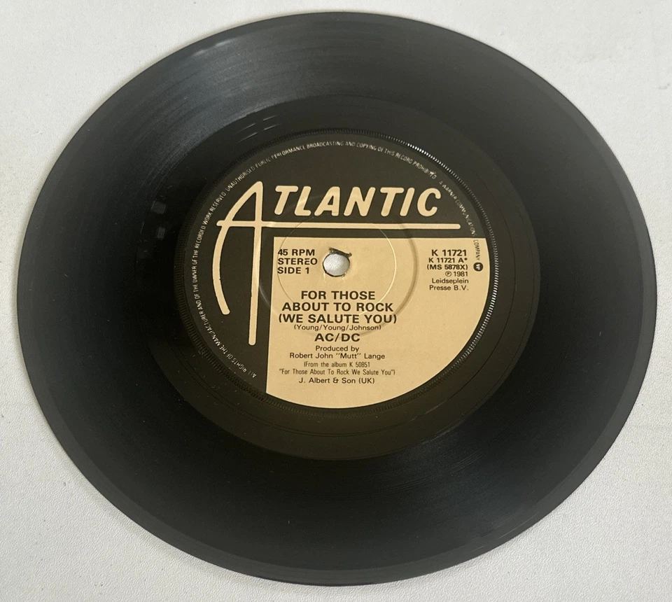 AC/DC ~ For Those About To Rock (We Salute You) 7" vinyl Single NM / M - Image 2 of 4