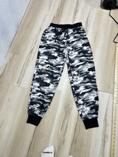 Joggers de salón monocromáticos SHEIN camuflados negros, grises, blancos talla M A241