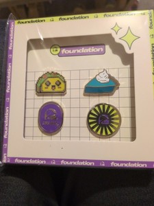 *Exclusive* Taco Bell Live Mas Foundation Enamel Pin Set 4 Pins.