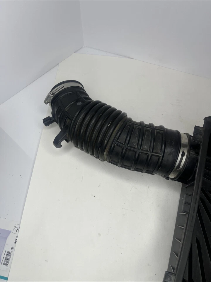2005-10 Chrysler 300 Charger Magnum 3.5L V6 Air Cleaner Box Hose OEM 04591868AB Foto 3 de 4