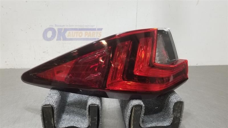 19 2019 LEXUS RX450H OEM QUARTER MOUNTED TAIL LIGHT LAMP DRIVER LEFT