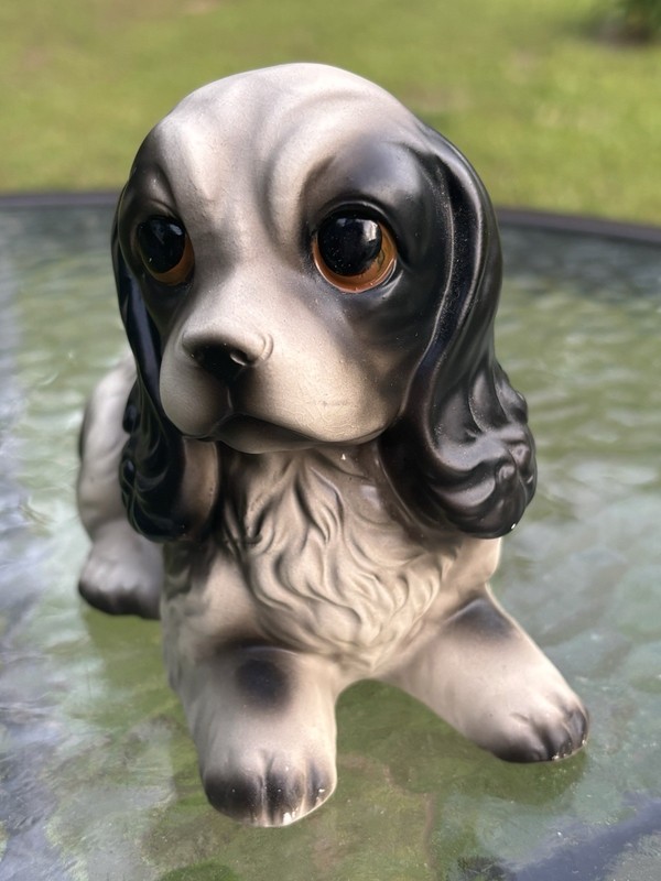 Vintage Figurine Cocker Spaniel Ceramic Dog 4-1/4”Tall x 5” Long Black and White