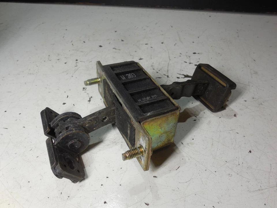 Rear Door Check Stop Strap 2037300116 01-05 Mercedes Benz W203 C230 C240 c320 - Image 3 of 4