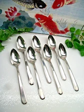 7   Oneida Ltd   CARNIVAL   Silverplate Fruit Dessert Grapefruit Spoons  1939