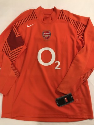 arsenal gk kit