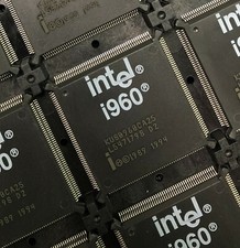 INTEL KU80960CA-25 RISC Microprocessor, 32-Bit, 25MHz, MOS, PQFP196  NEW 