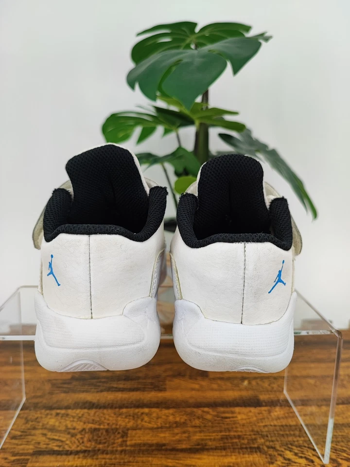 Zapatilla deportiva Air Toddler Jordan 11 CMFT 'UNC' azul talla 10C EE. UU. Foto 3 de 4