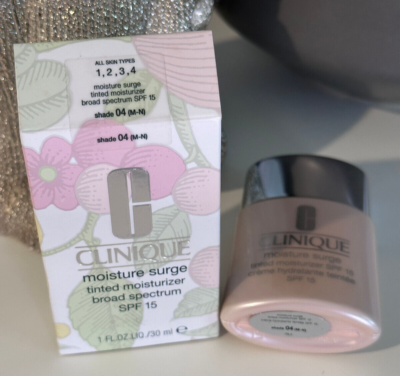 Clinique Moisture Surge Tinted Moisturizer SPF 15 - Shade 04 | eBay