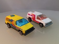Hot Wheels Inside Story Pair, Mainline Yellow 1980 and White 1997