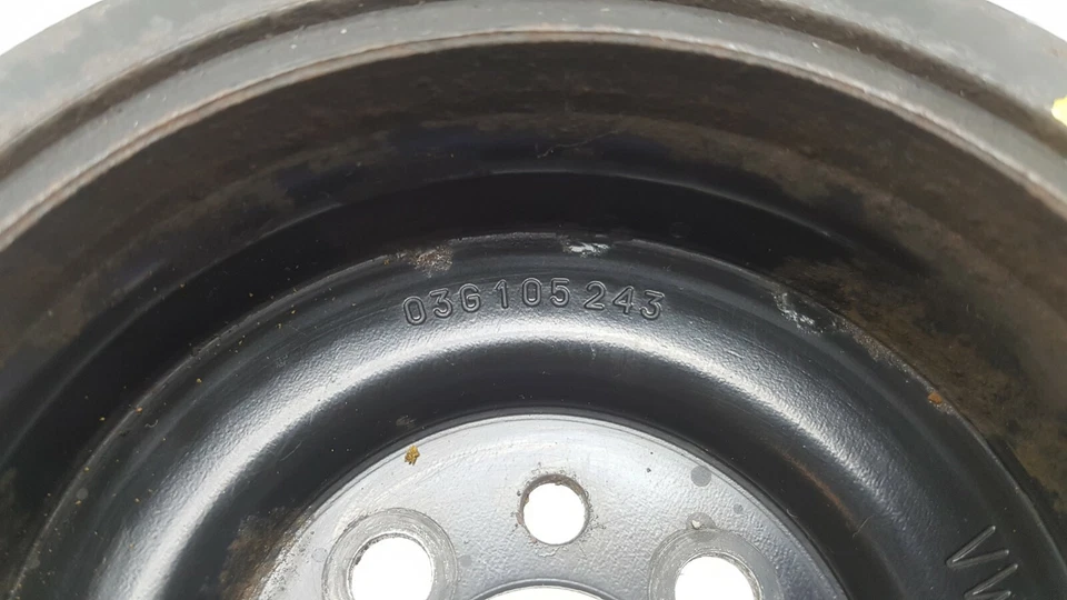 2006 AUDI A4 B7 2.0 TDI ДИЗЕЛЬ BLB ШКИВ КОЛЕНЧАТОГО ВАЛА 03G105243 - Изображение 4 из 4