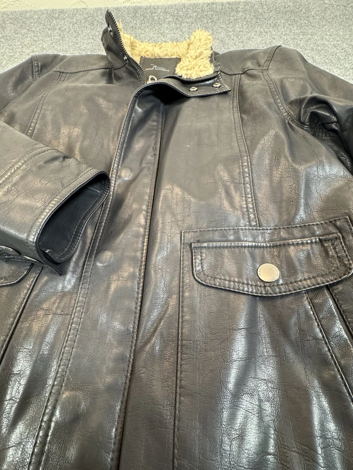 Chaqueta Bomber Marc Anthony Para Hombre Imitación Cuero Forrada Sherpa Talla Grande Foto 4 de 4