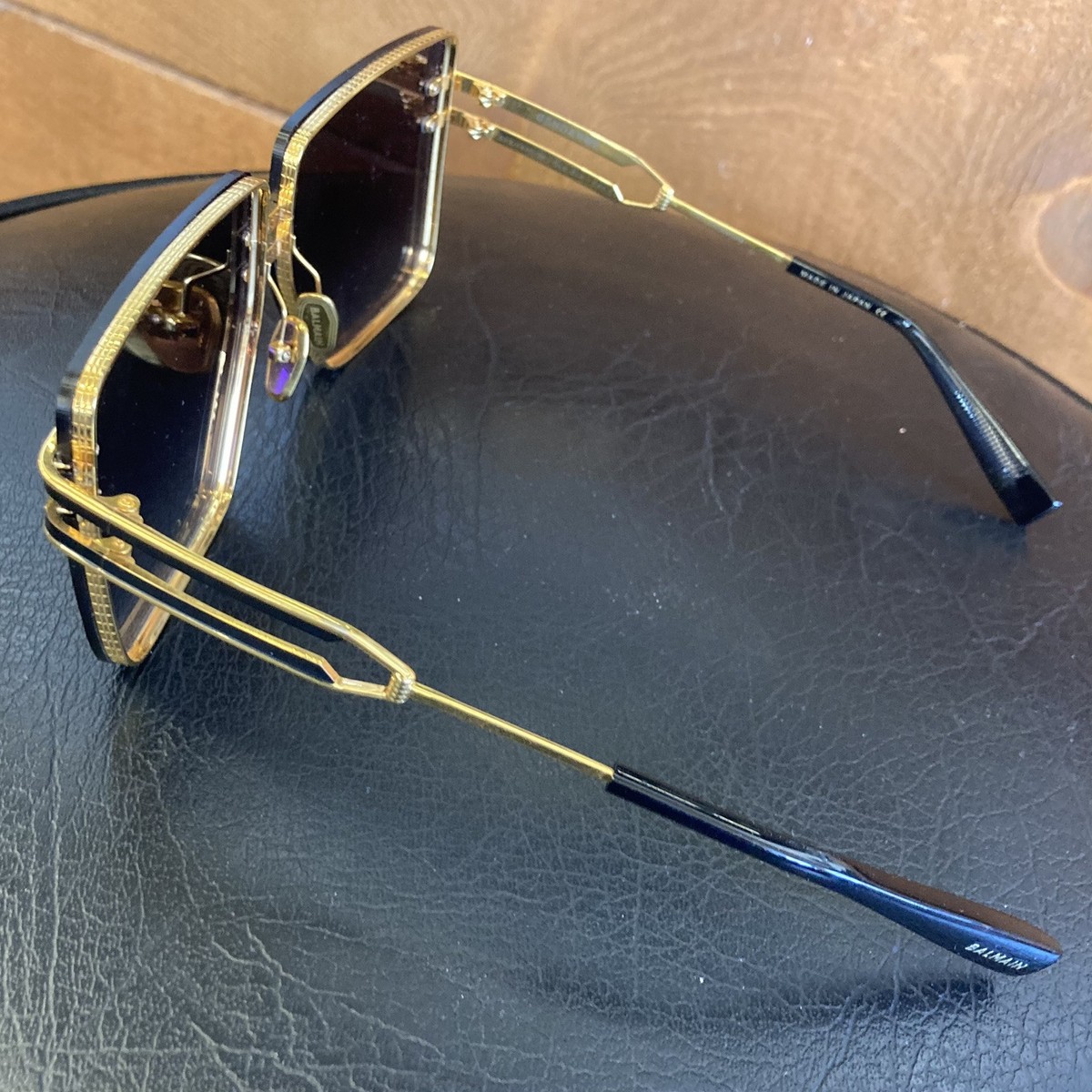 BALMAIN GENDARME BPS 109B 66 PLD GLD  Sunglasses Authentic Retai 830$ BALMAIN GENDARME BPS-109A BPS-109B – Opti plaza main image 4