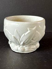 Nelson McCoy Pottery Leaf & Berry Planter Matte White 4.25