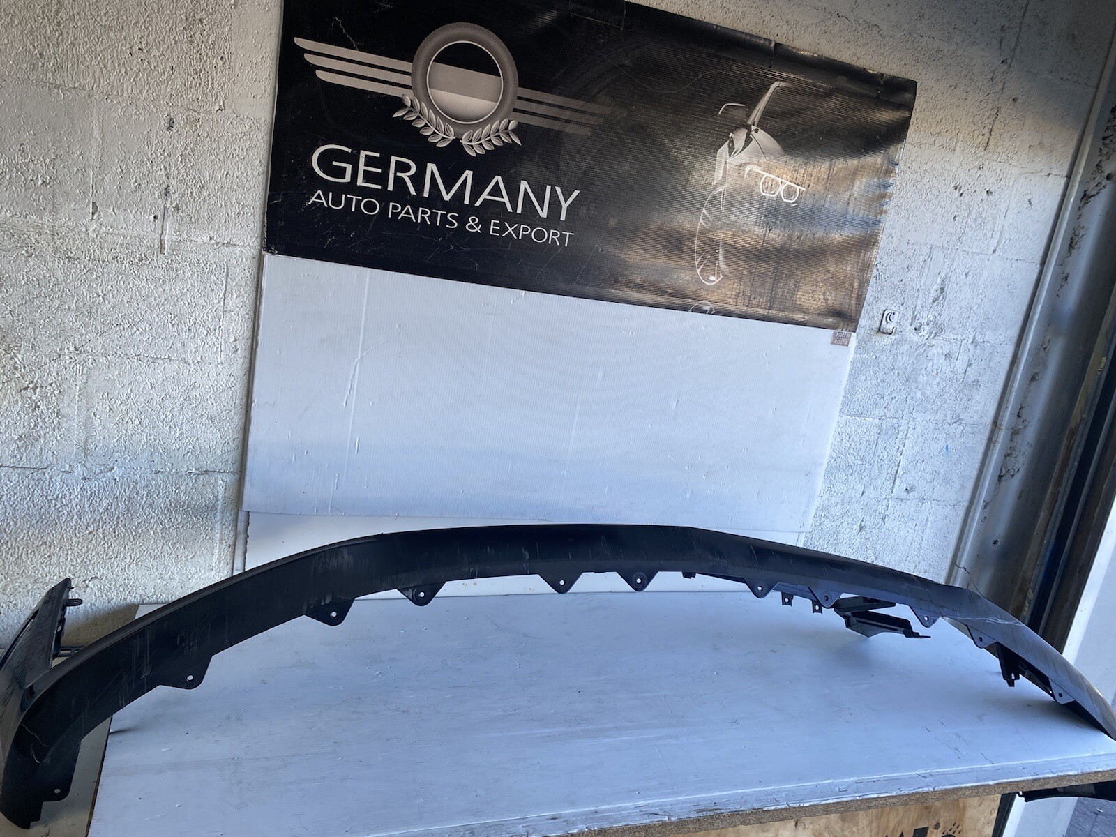 2020 2021 Bentley Flying Spur Front Bumper Cover OEM